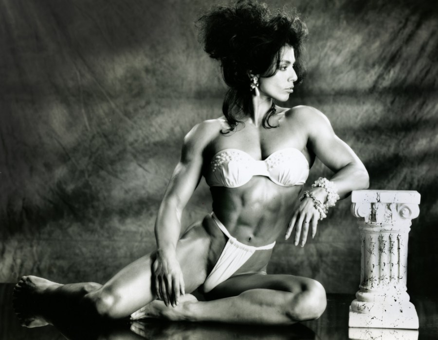 Sharon_Bruneau-pedestal