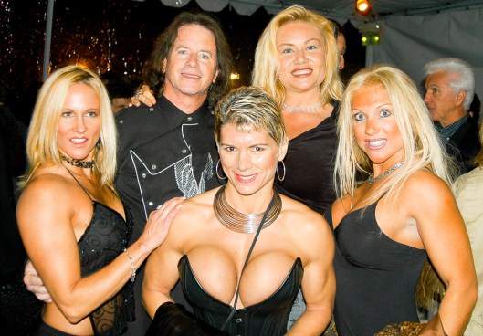 Bill_Dobbins-group-Taschen-0006